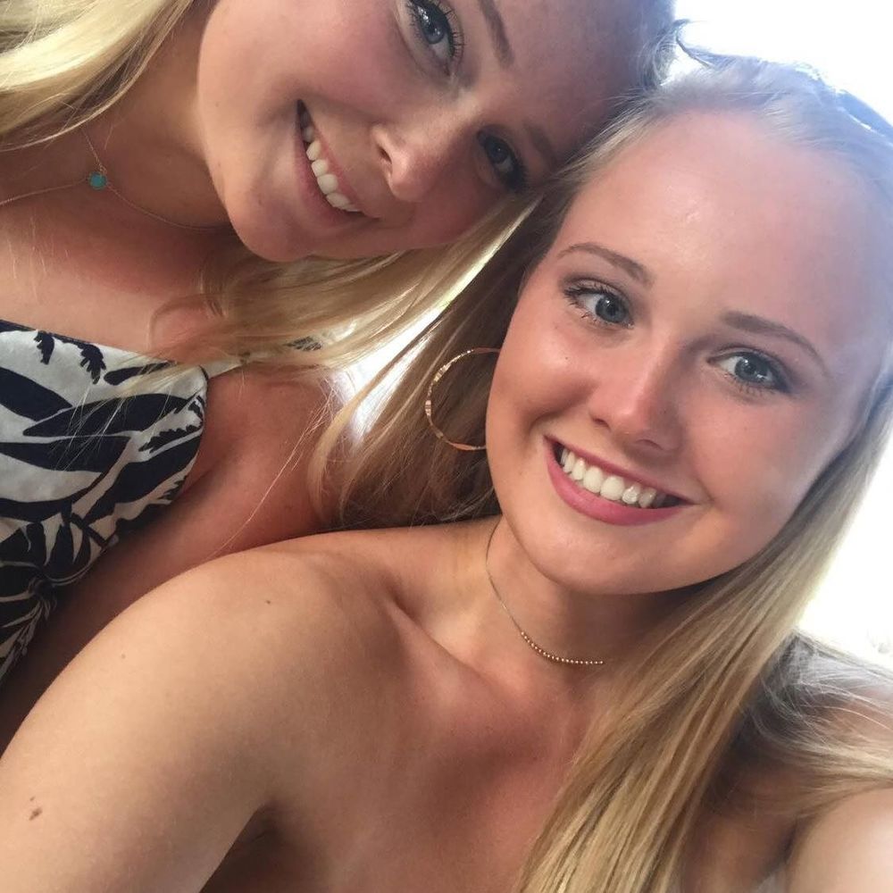 Meet your Posher, Macey